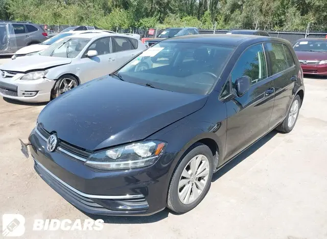 VOLKSWAGEN GOLF ПОДОГРЕВ ПЕРЕДНИХ СИДЕНИЙ ЛЮК 8 ДЮЙМОВЫЙ ЭКРАН APPLE CARPLAY / ANDROID AUTO КАМЕРА ЗАДНЕГО ВИДА КОНТ 2019