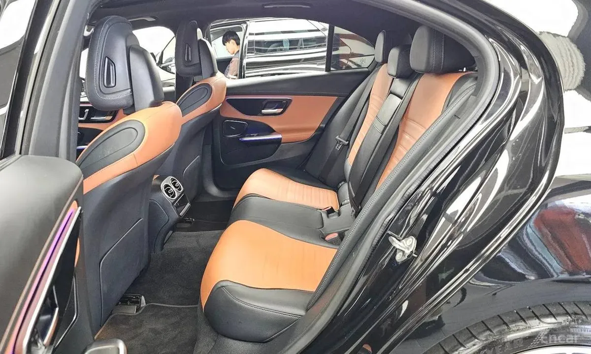 MERCEDES-BENZ C300 4MATIC AMG-LINE 2023