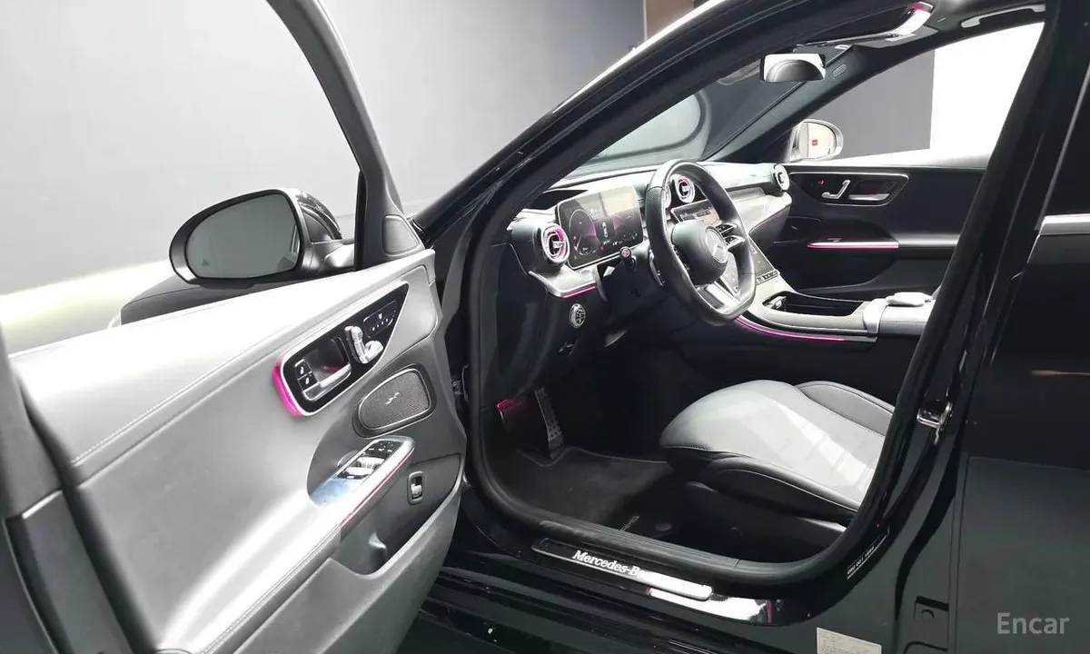 MERCEDES-BENZ C300 4MATIC AMG-LINE 2023
