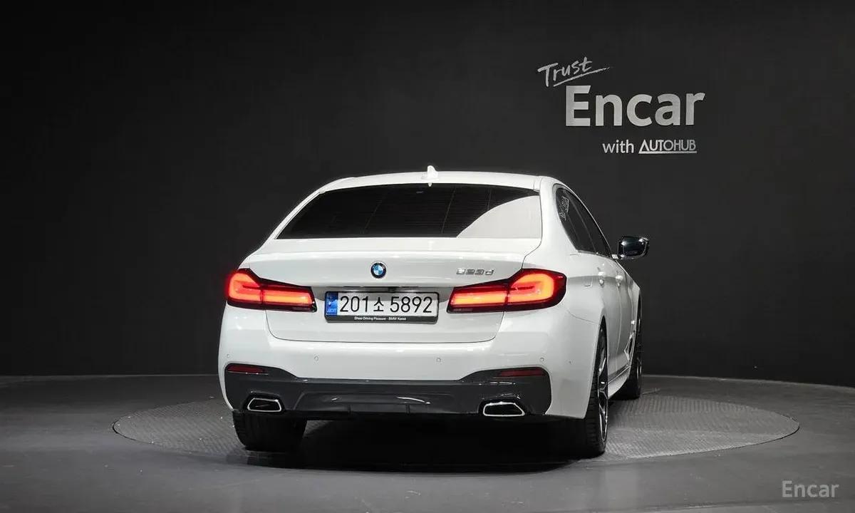 BMW 5 SERIES 2023