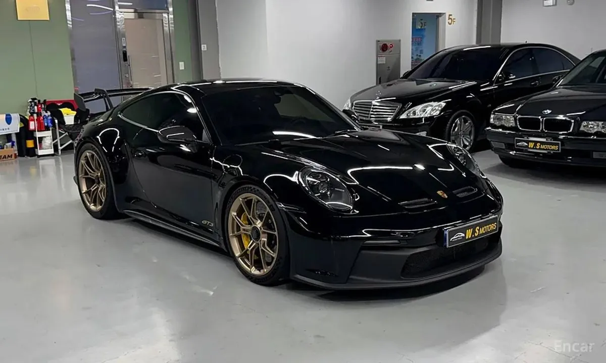 PORSCHE 911 2022
