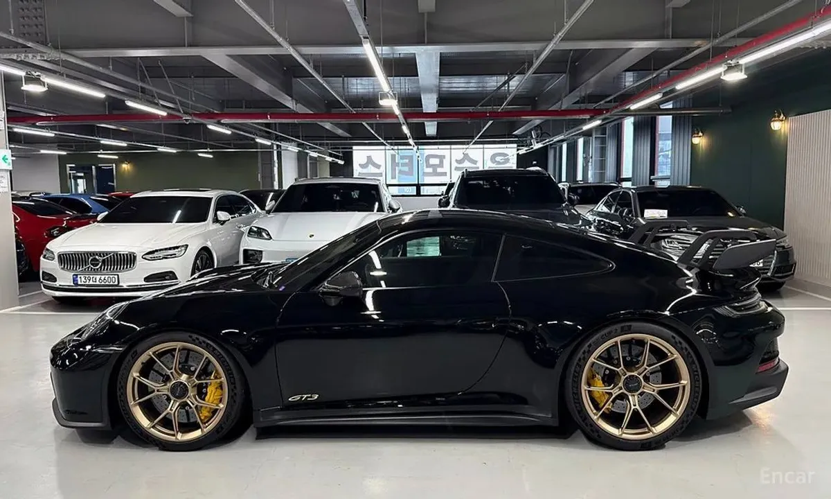 PORSCHE 911 2022