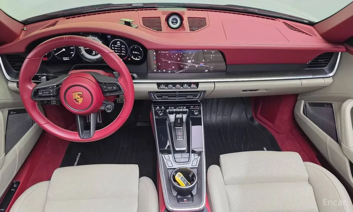 PORSCHE 911 2022