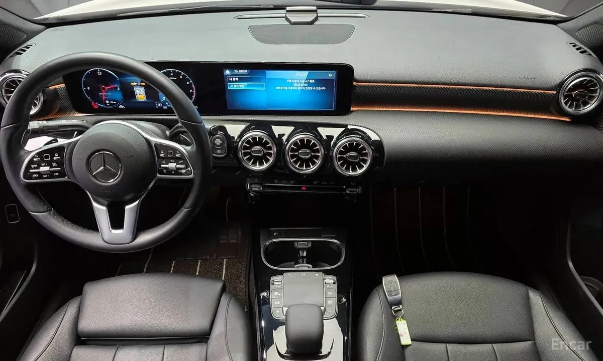 MERCEDES-BENZ A220 SEDAN 2022