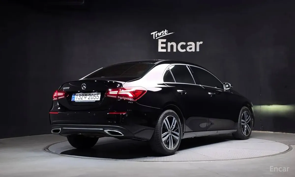 MERCEDES-BENZ A220 SEDAN 2022