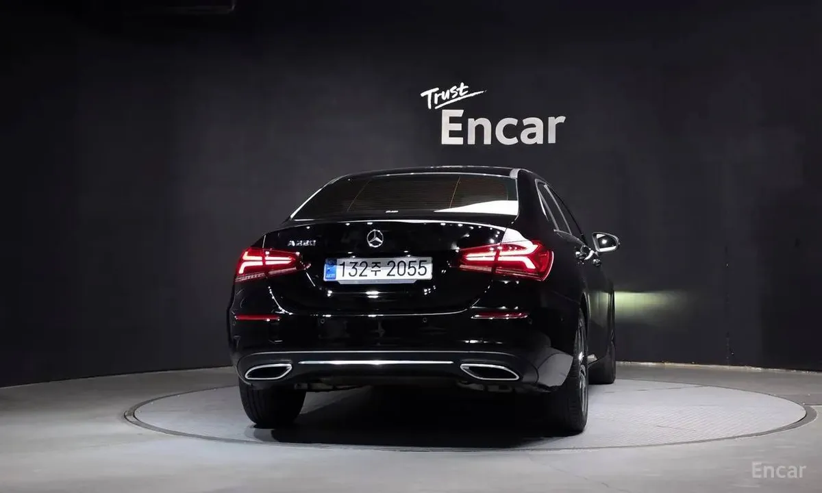 MERCEDES-BENZ A220 SEDAN 2022