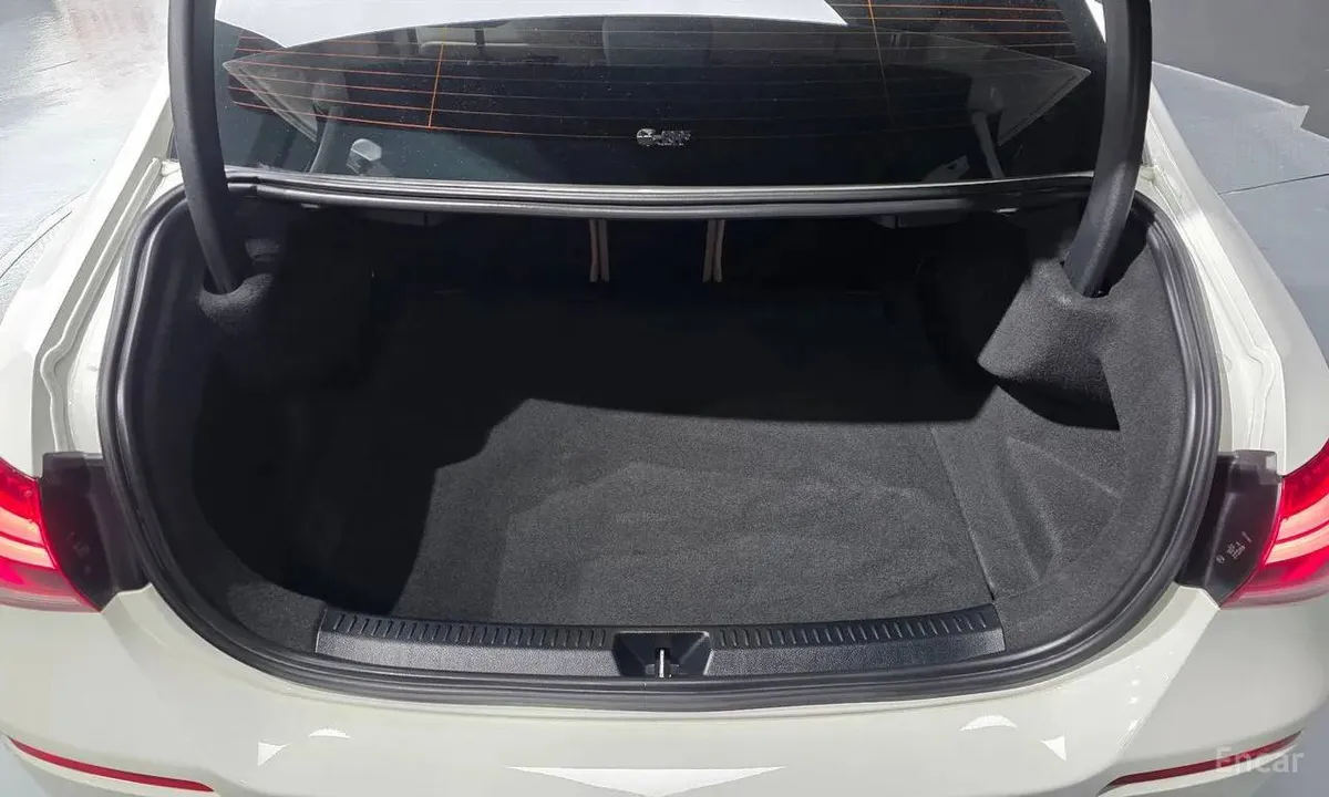 MERCEDES-BENZ A220 SEDAN 2022