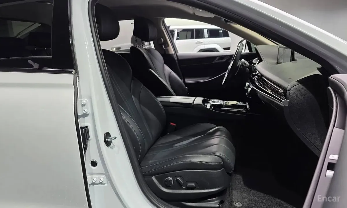 GENESIS G80 AWD 2022