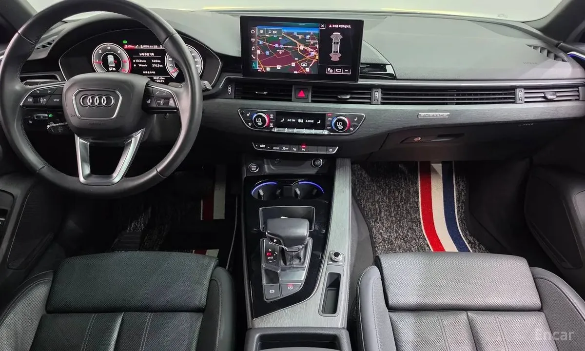 AUDI A4 PREMIUM 2023