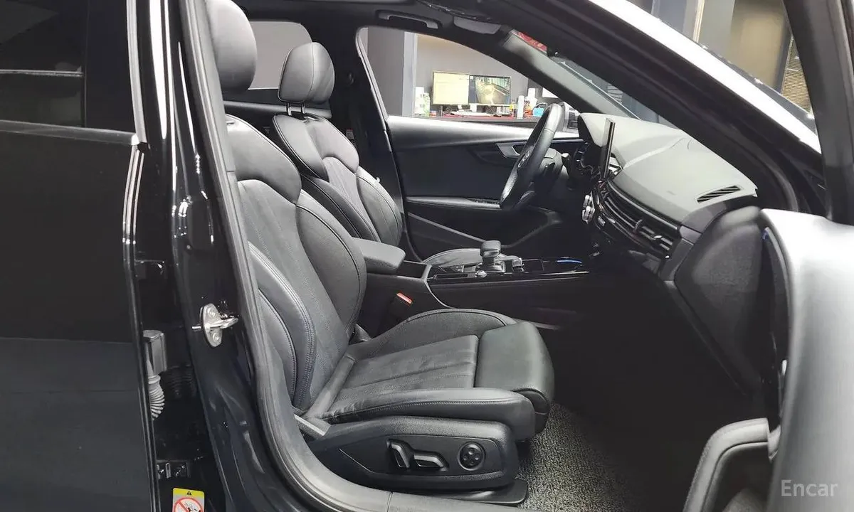 AUDI A4 PREMIUM 2022