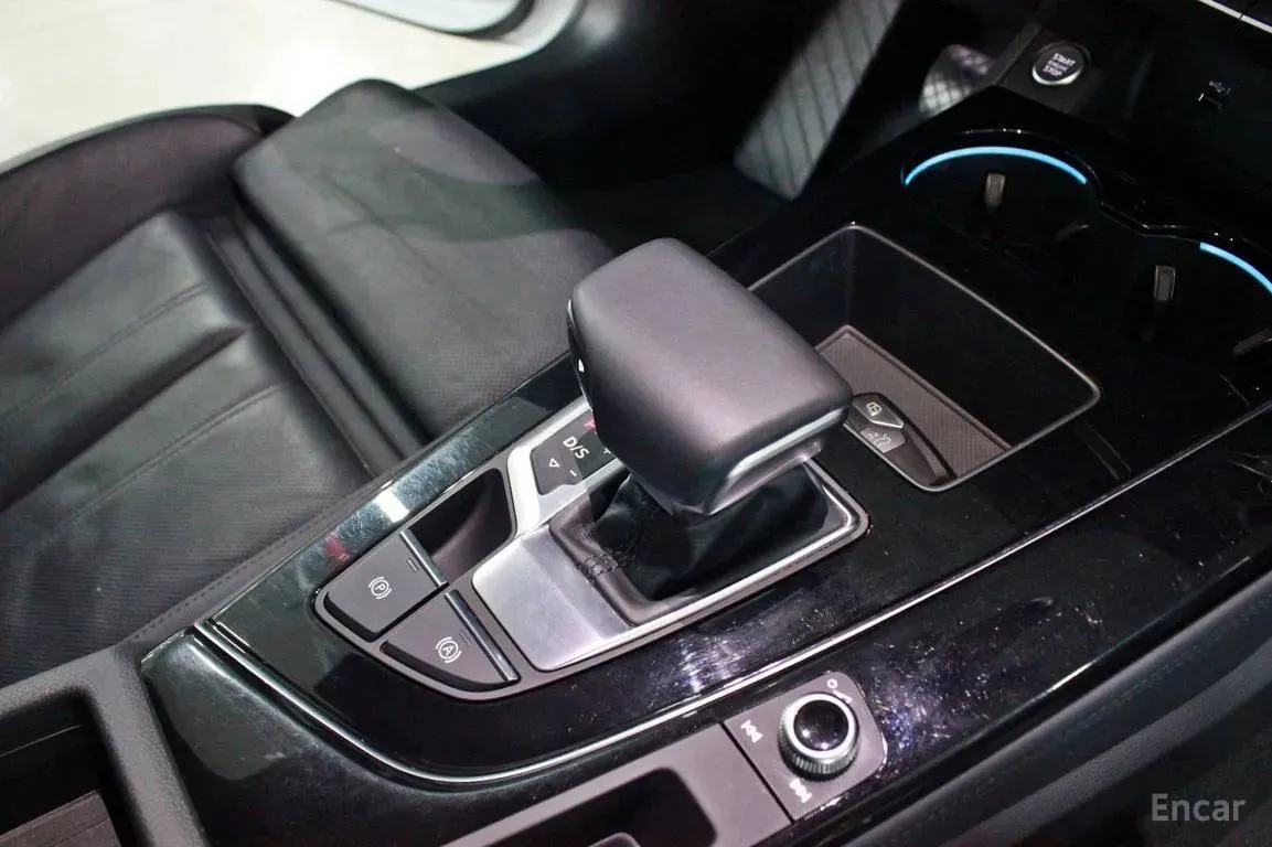 AUDI A4 PREMIUM 2022