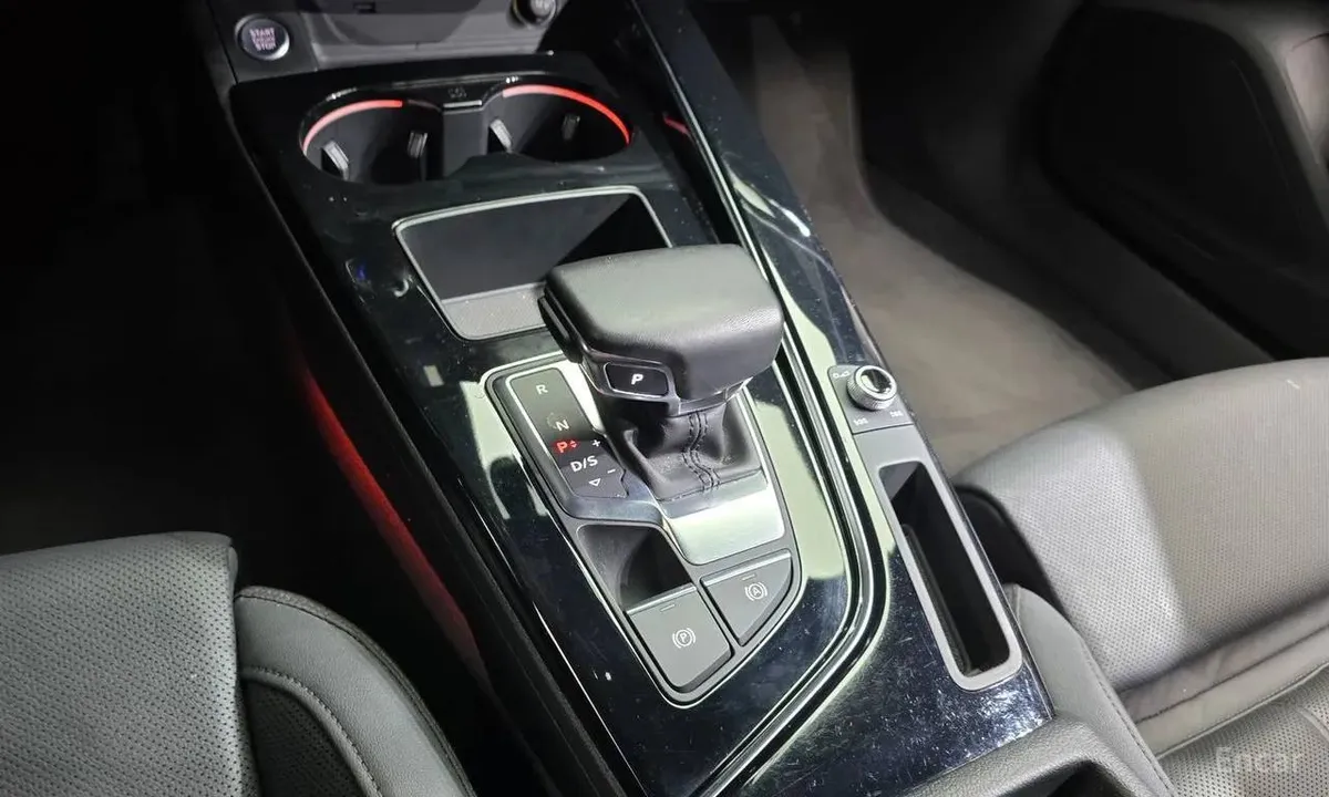 AUDI A4 PREMIUM 2022