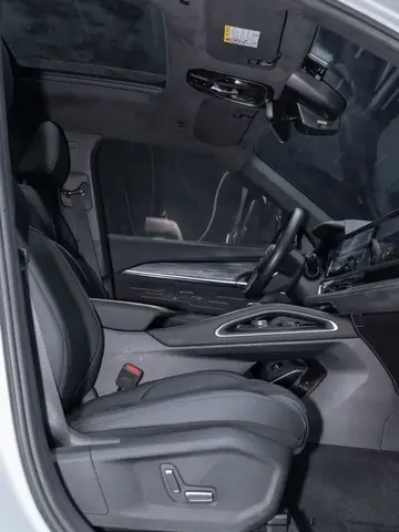GEELY XINGYUE L HYBRID 2022
