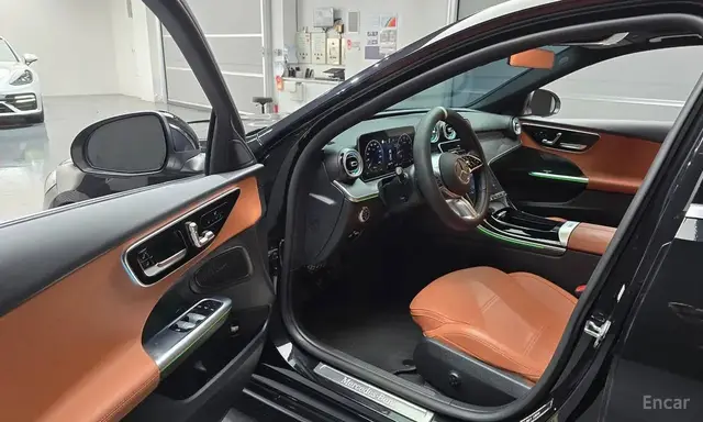 MERCEDES-BENZ C300 4MATIC AVANTGARDE 2023