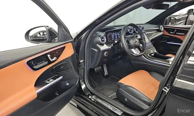MERCEDES-BENZ C300 4MATIC AMG-LINE 2023