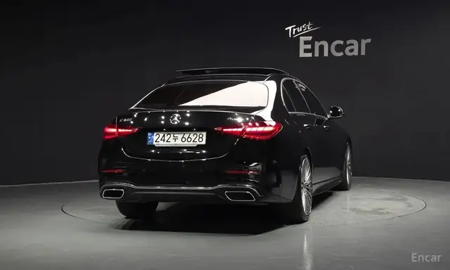 MERCEDES-BENZ C300 4MATIC AMG-LINE 2023