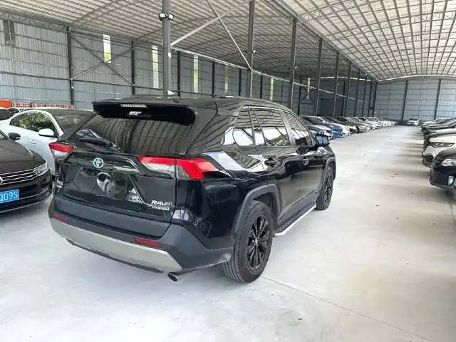 TOYOTA RAV4 HYBRID 2023