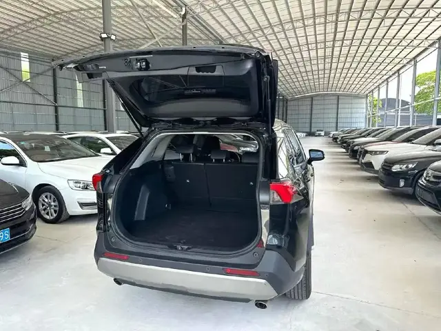 TOYOTA RAV4 HYBRID 2023