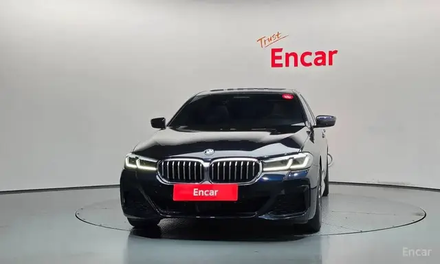 BMW 5 SERIES 2023