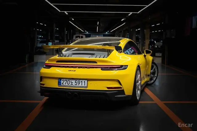 PORSCHE 911 2022