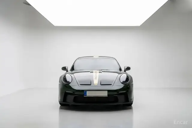 PORSCHE 911 2022