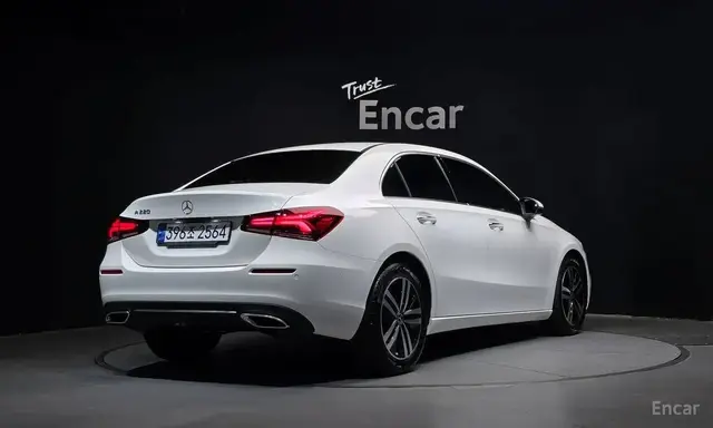 MERCEDES-BENZ A220 SEDAN 2022