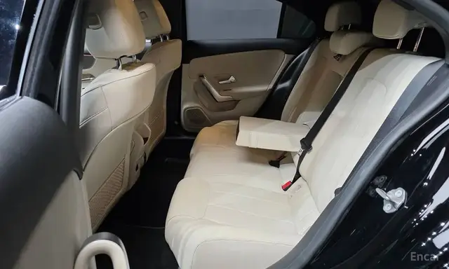 MERCEDES-BENZ A220 SEDAN 2022