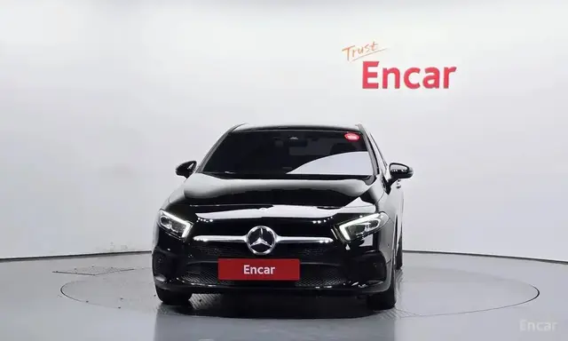 MERCEDES-BENZ A220 SEDAN 2022