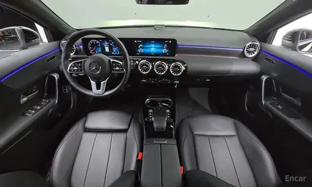 MERCEDES-BENZ A220 SEDAN 2022