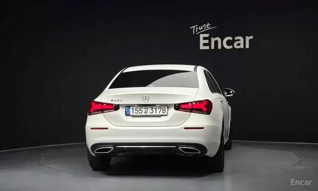 MERCEDES-BENZ A220 SEDAN 2022
