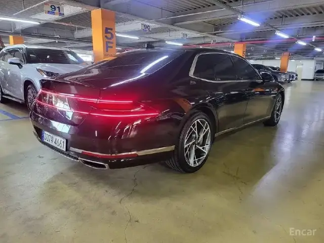 GENESIS G90 AWD BLACK 2022