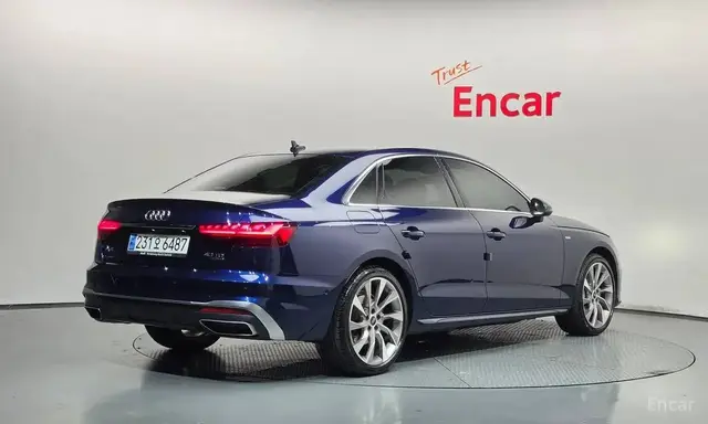 AUDI A4 PREMIUM 2023