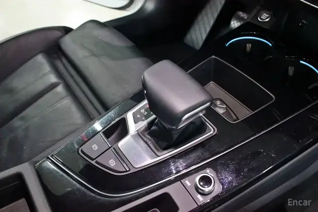 AUDI A4 PREMIUM 2022