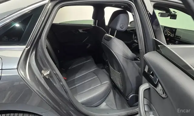 AUDI A4 PREMIUM 2022