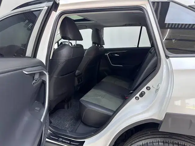 TOYOTA RAV4 2022