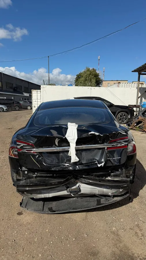TESLA MODEL S LONG RANGE 2020