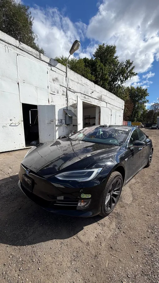 TESLA MODEL S LONG RANGE 2020