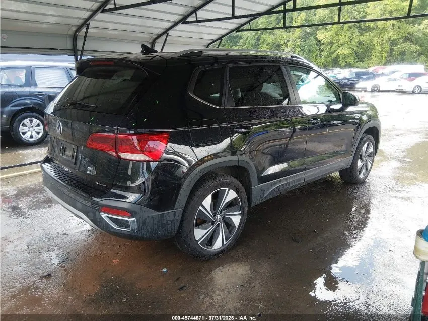 VOLKSWAGEN TAOS SE 2024