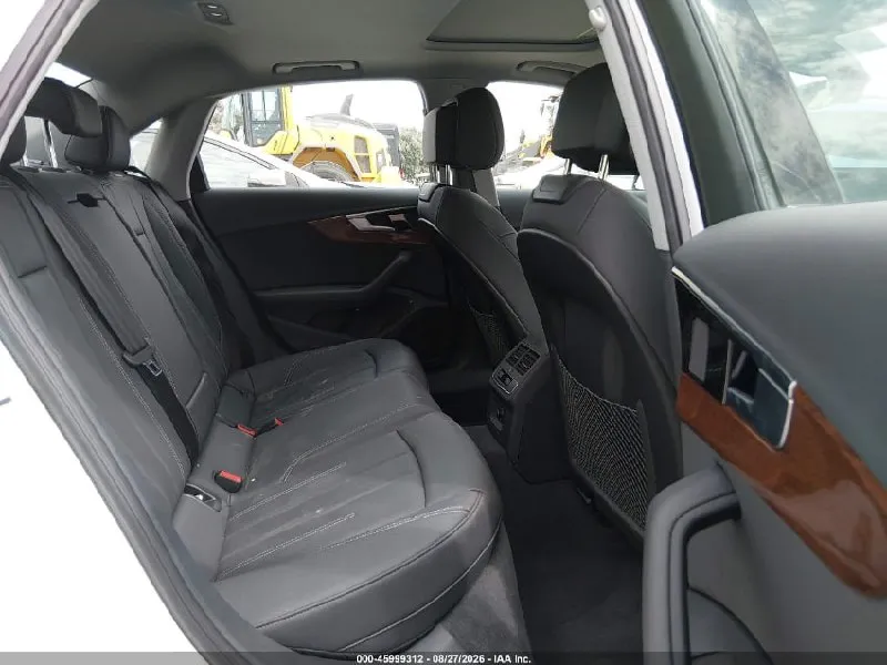 AUDI A4 PREMIUM 2023