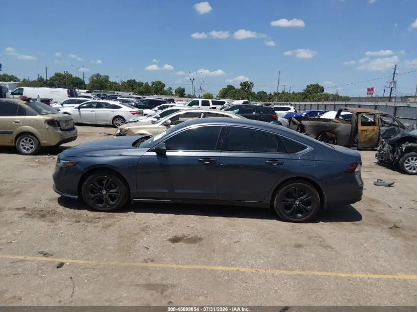 HONDA ACCORD EX 2024