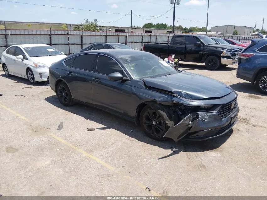 HONDA ACCORD EX 2024