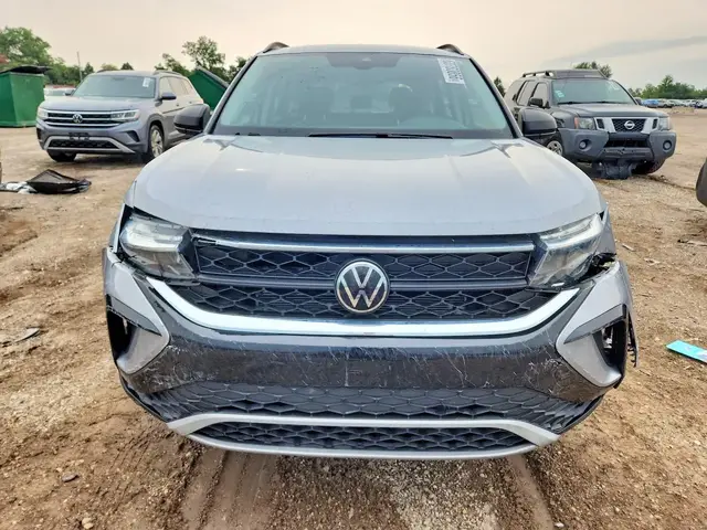 VOLKSWAGEN TAOS S 2024