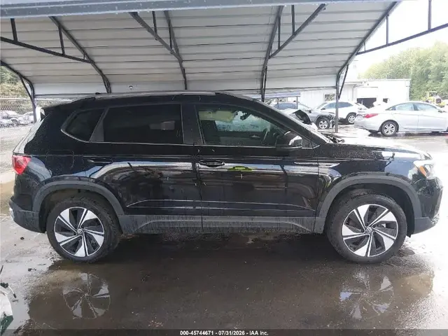 VOLKSWAGEN TAOS SE 2024