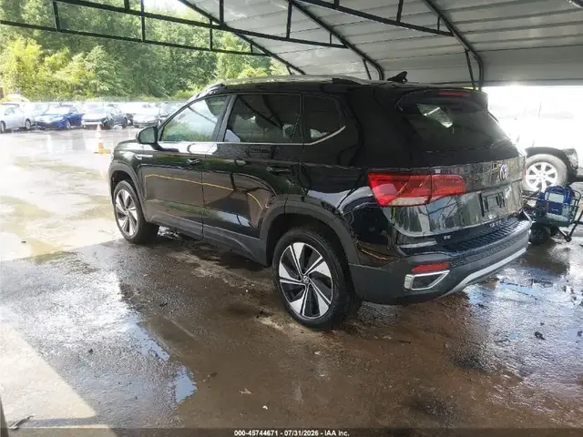 VOLKSWAGEN TAOS SE 2024