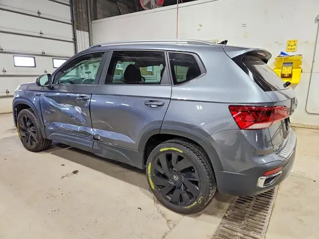 VOLKSWAGEN TAOS SE 2023