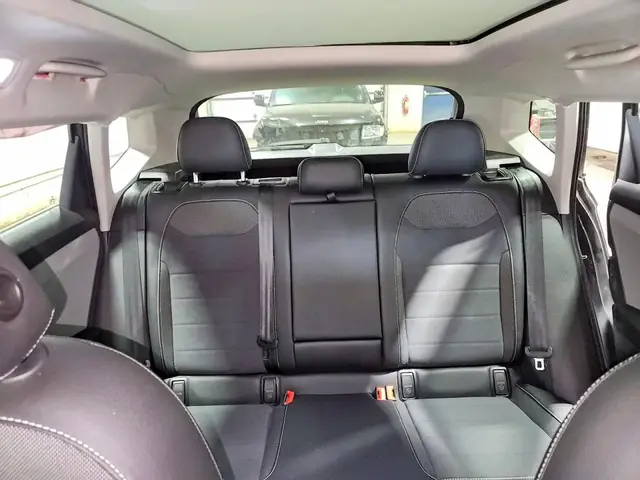VOLKSWAGEN TAOS SE 2023