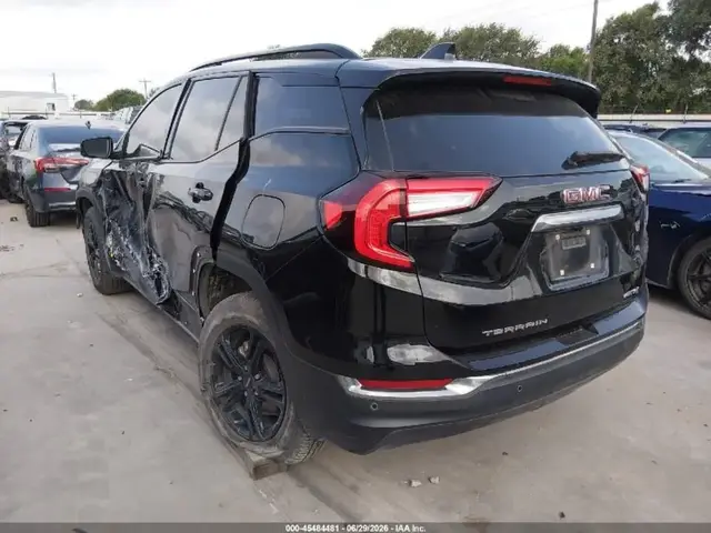 GMC TERRAIN AWD AT4 2022