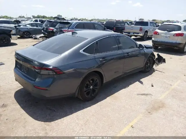 HONDA ACCORD EX 2024