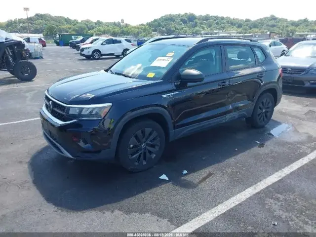 VOLKSWAGEN TAOS 2022