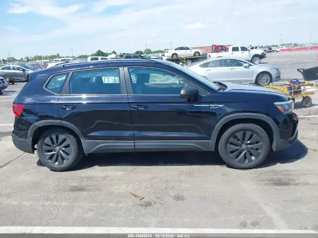 VOLKSWAGEN TAOS 2022